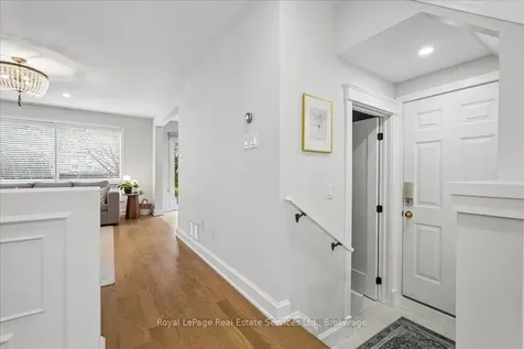 2347 Hollybrook Drive Oakville ON L6M 4T6