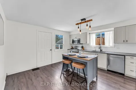 135 Poplar Avenue Halton Hills ON L7J 2E3