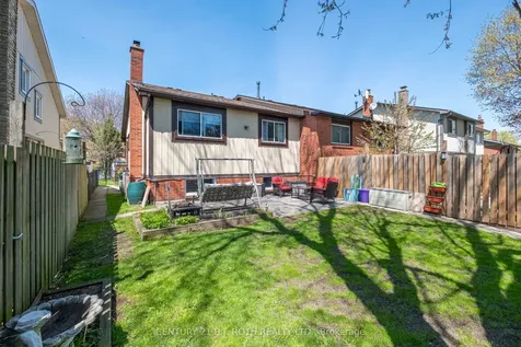 4113 Taffey Crescent Mississauga ON L5L 2A6