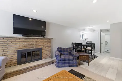 4113 Taffey Crescent Mississauga ON L5L 2A6