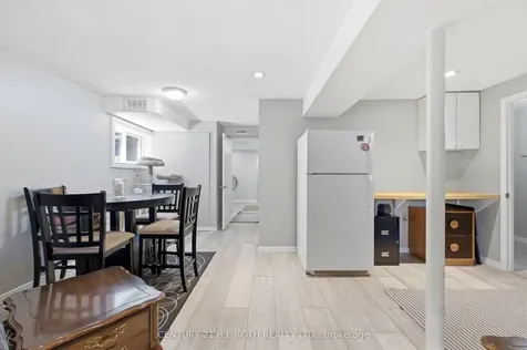 4113 Taffey Crescent Mississauga ON L5L 2A6