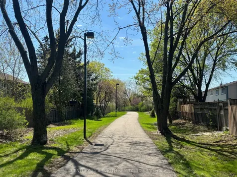 4113 Taffey Crescent Mississauga ON L5L 2A6