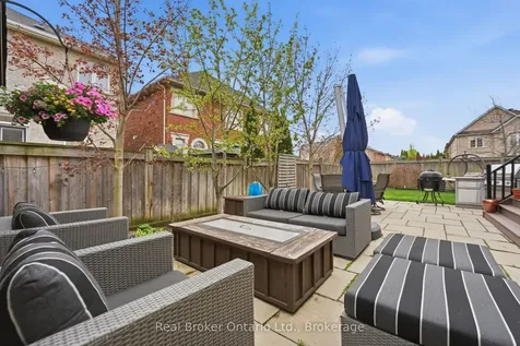 4660 Bracknell Road Burlington ON L7M 0E2
