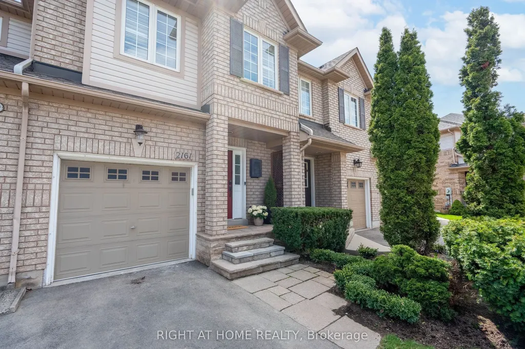 2161 Forest Gate Park Oakville ON L6M 4B3