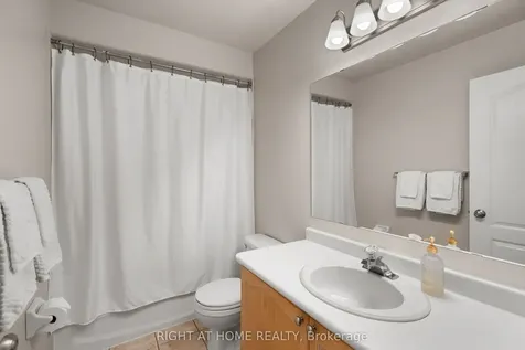 2161 Forest Gate Park Oakville ON L6M 4B3