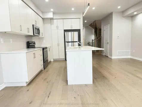 373 Twinflower Place Milton ON L9E 1T2