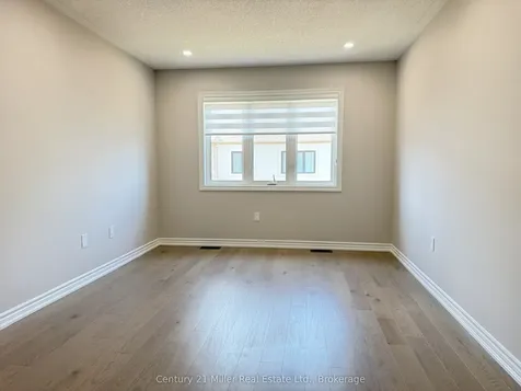 373 Twinflower Place Milton ON L9E 1T2