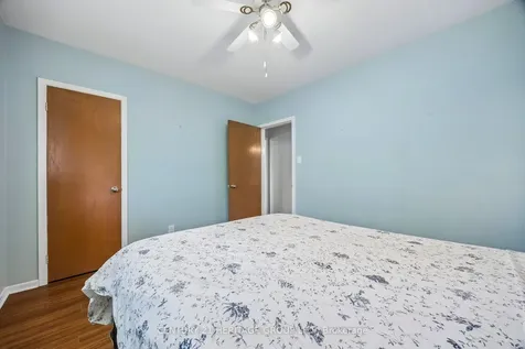 40 Amaron Avenue Toronto ON M9V 1Z1