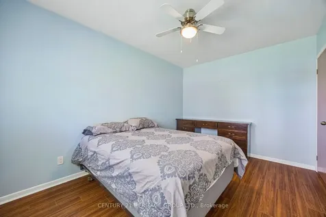 40 Amaron Avenue Toronto ON M9V 1Z1