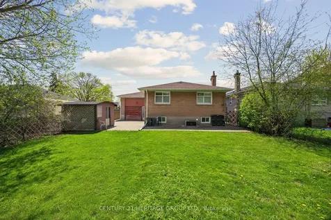 40 Amaron Avenue Toronto ON M9V 1Z1