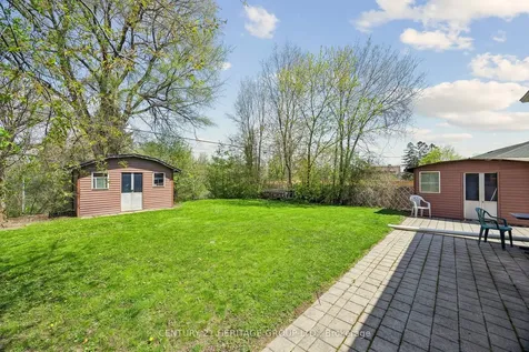 40 Amaron Avenue Toronto ON M9V 1Z1