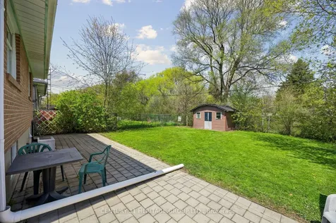 40 Amaron Avenue Toronto ON M9V 1Z1