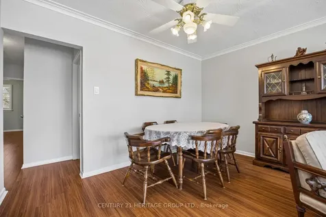 40 Amaron Avenue Toronto ON M9V 1Z1