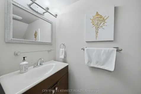 1644 Samuelson Circle Mississauga ON L5N 7Z7