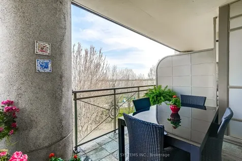 80 Palace Pier Court Toronto ON M8V 4C1