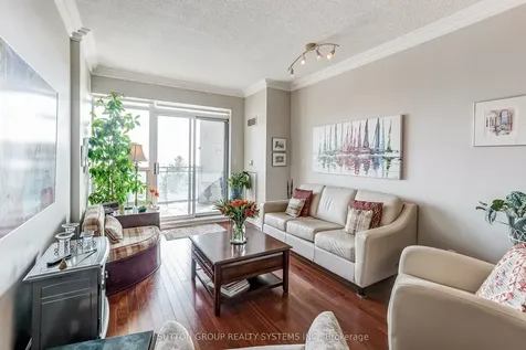 80 Palace Pier Court Toronto ON M8V 4C1