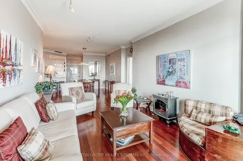 80 Palace Pier Court Toronto ON M8V 4C1