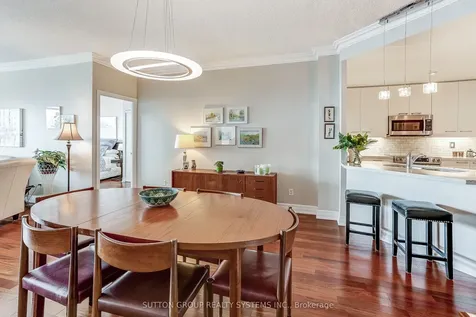80 Palace Pier Court Toronto ON M8V 4C1