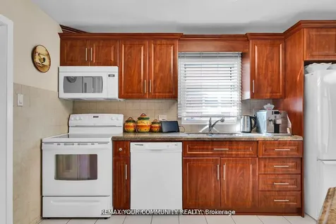 119 Dalrymple Drive Toronto ON M6N 4S2