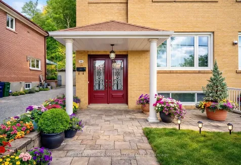 119 Dalrymple Drive Toronto ON M6N 4S2