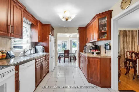 119 Dalrymple Drive Toronto ON M6N 4S2