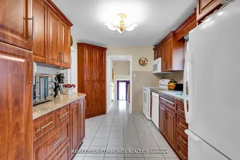 119 Dalrymple Drive Toronto ON M6N 4S2