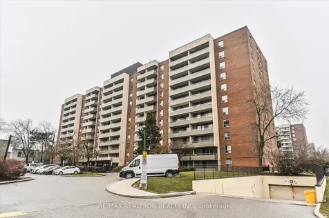 19 Four Winds Drive Toronto ON M3J 2S9