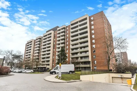 19 Four Winds Drive Toronto ON M3J 2S9