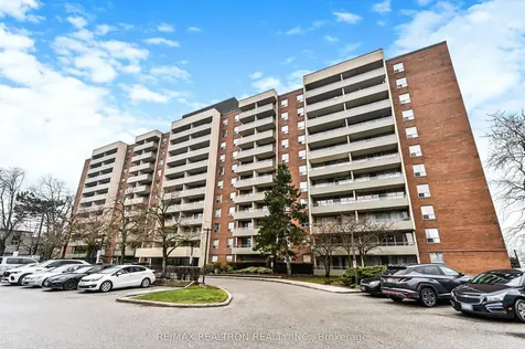 19 Four Winds Drive Toronto ON M3J 2S9