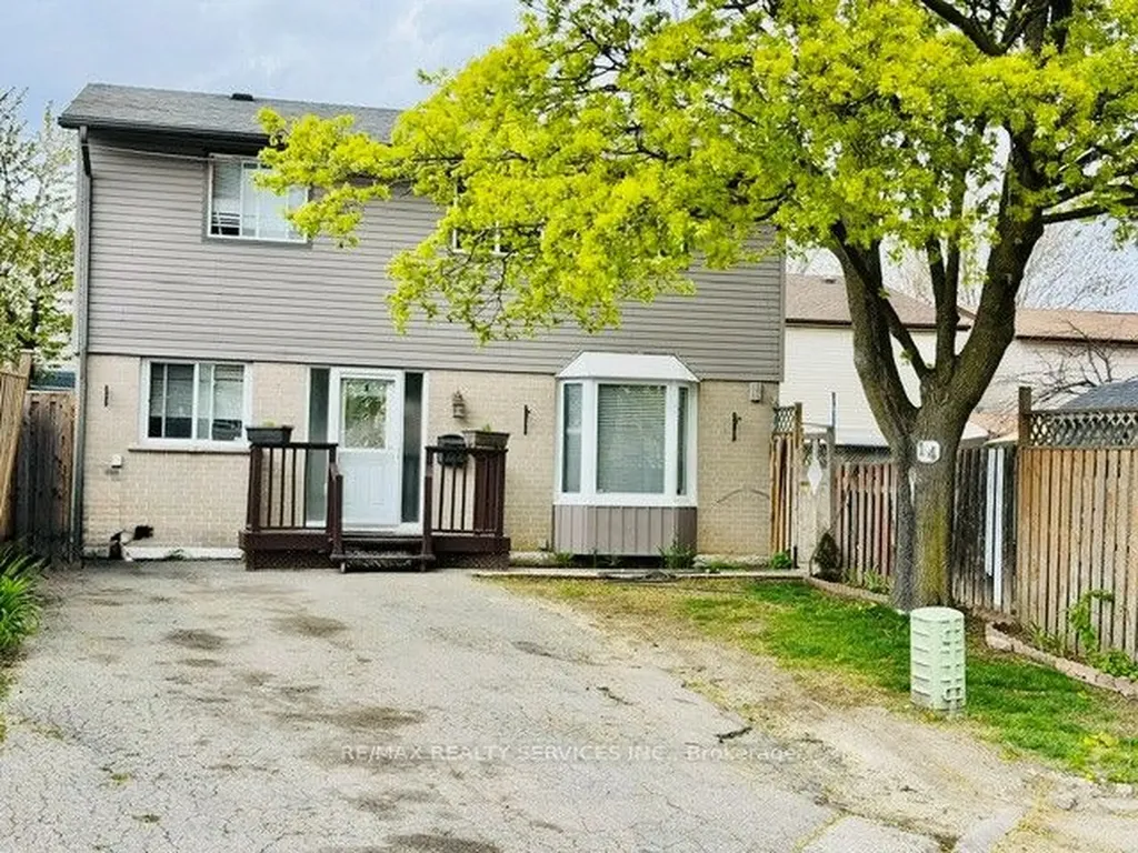 14 Grantbrook Court Brampton ON L6S 2K8