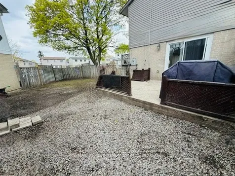 14 Grantbrook Court Brampton ON L6S 2K8