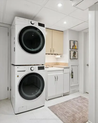12 Burnhamill Place Toronto ON M9C 3S4