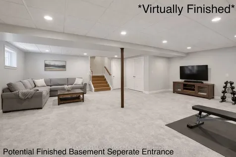 704 Hillman Crescent Mississauga ON L4Y 2J2
