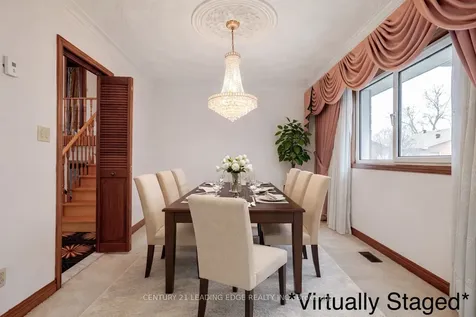 704 Hillman Crescent Mississauga ON L4Y 2J2