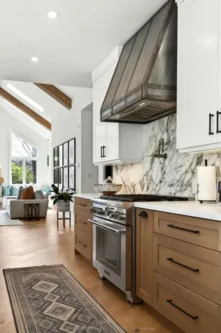 6472 Mcniven Court Burlington ON L7P 0K7