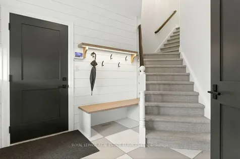 6472 Mcniven Court Burlington ON L7P 0K7