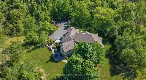 6472 Mcniven Court Burlington ON L7P 0K7