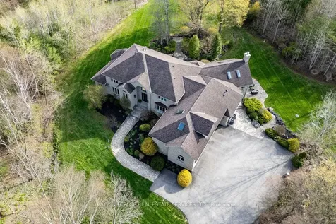 6472 Mcniven Court Burlington ON L7P 0K7