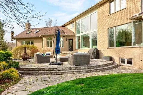 6472 Mcniven Court Burlington ON L7P 0K7