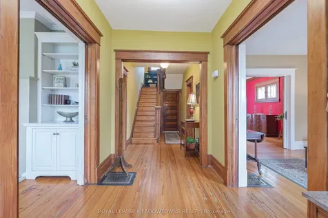 8 Queen Street Halton Hills ON L7G 2E4