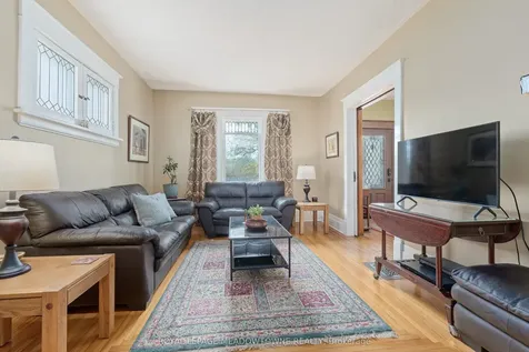 8 Queen Street Halton Hills ON L7G 2E4