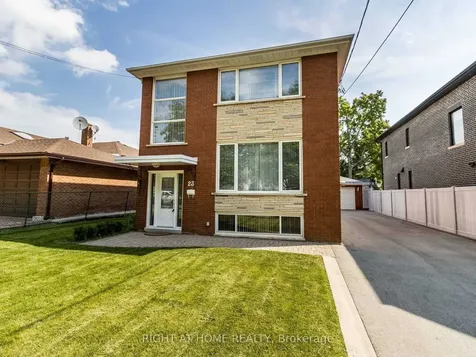 23 Blue Springs Road Toronto ON M6L 2T5