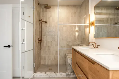 1187 Sarta Road Oakville ON L6L 2P4