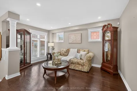 2393 Ennerdale Road Oakville ON L6H 6N5