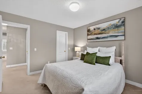 2393 Ennerdale Road Oakville ON L6H 6N5