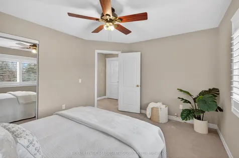 2393 Ennerdale Road Oakville ON L6H 6N5
