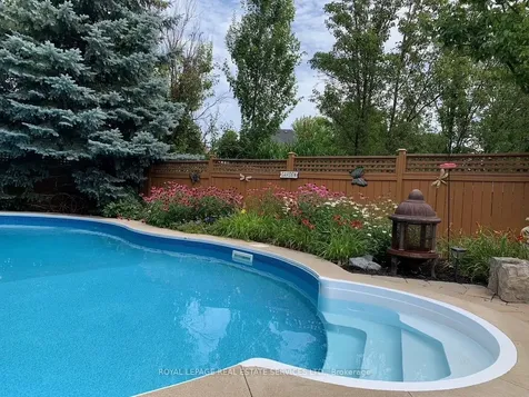 2393 Ennerdale Road Oakville ON L6H 6N5