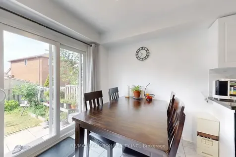 878 Delgado Drive Mississauga ON L5V 2S4