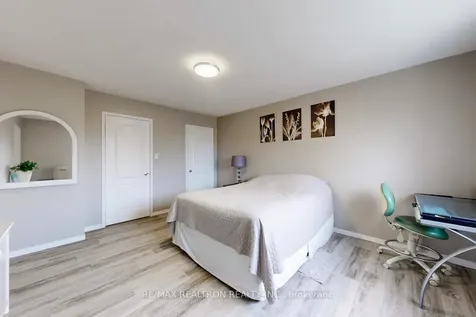 878 Delgado Drive Mississauga ON L5V 2S4