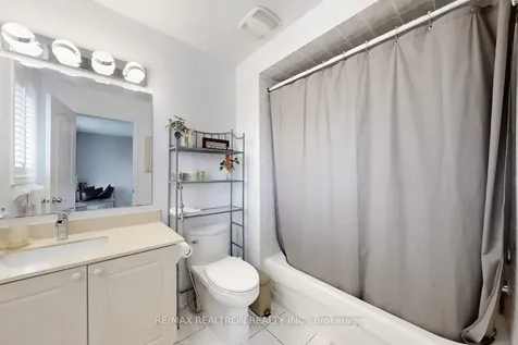 878 Delgado Drive Mississauga ON L5V 2S4